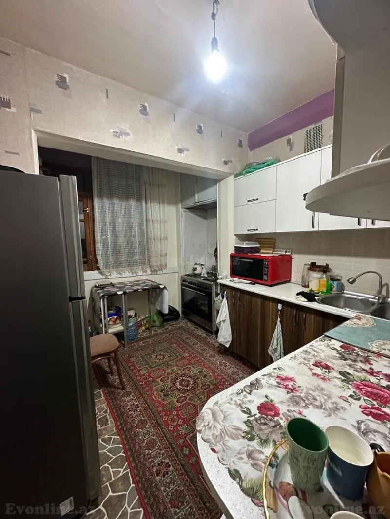 Satılır 3 otaqlı Mənzil Köhnə tikili 75 m² Əhmədli - şəkil 2