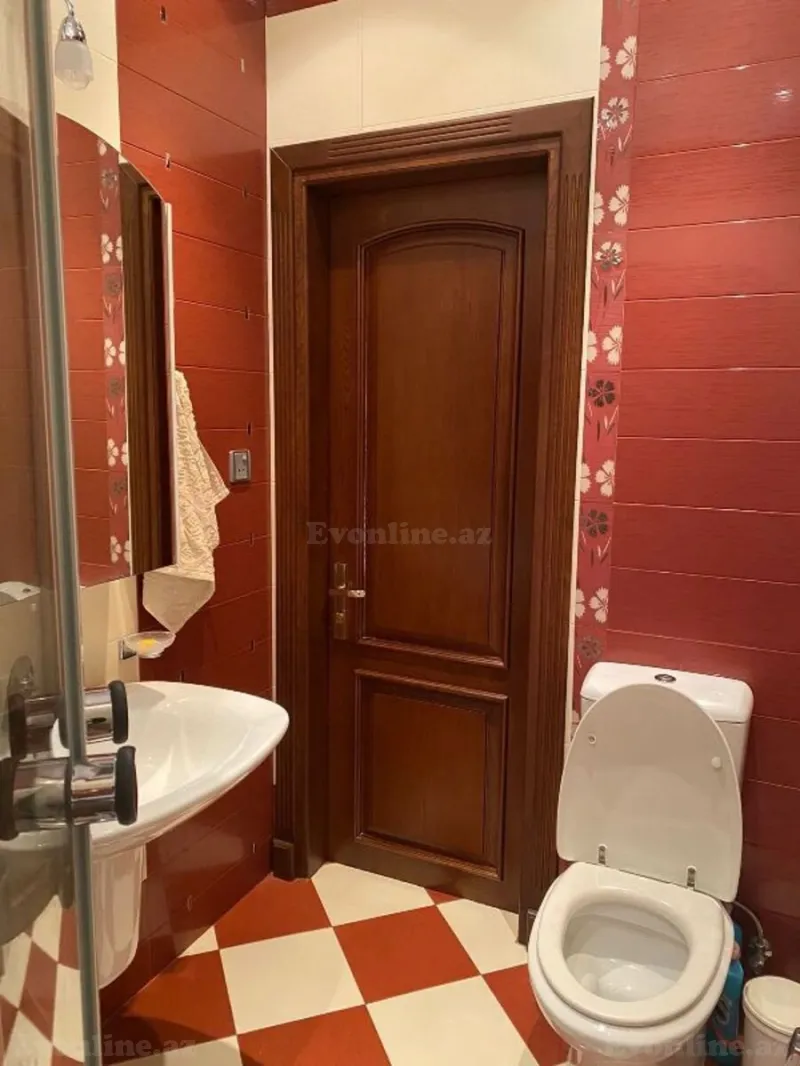 Satılır 4 otaqlı Mənzil Yeni tikili 170 m² Elmlər Akademiyası m. - şəkil 15