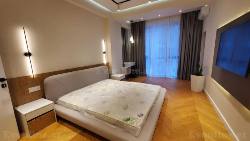 Kirayə verilir 3 otaqlı Mənzil Yeni tikili 160 m² İçərişəhər m. - şəkil 2