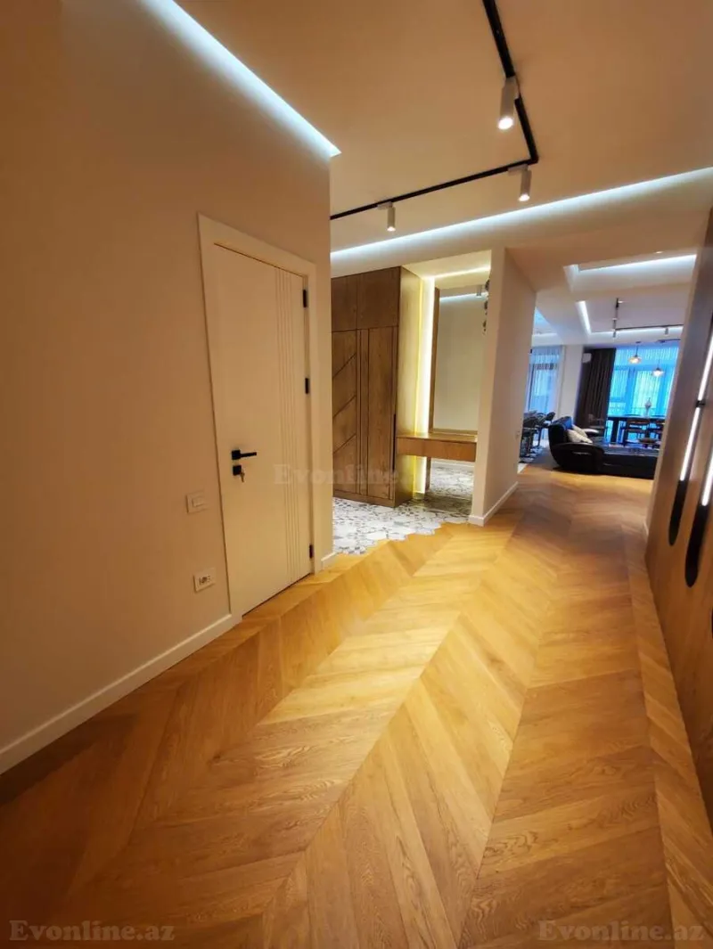 Kirayə verilir 3 otaqlı Mənzil Yeni tikili 160 m² İçərişəhər m. - şəkil 10