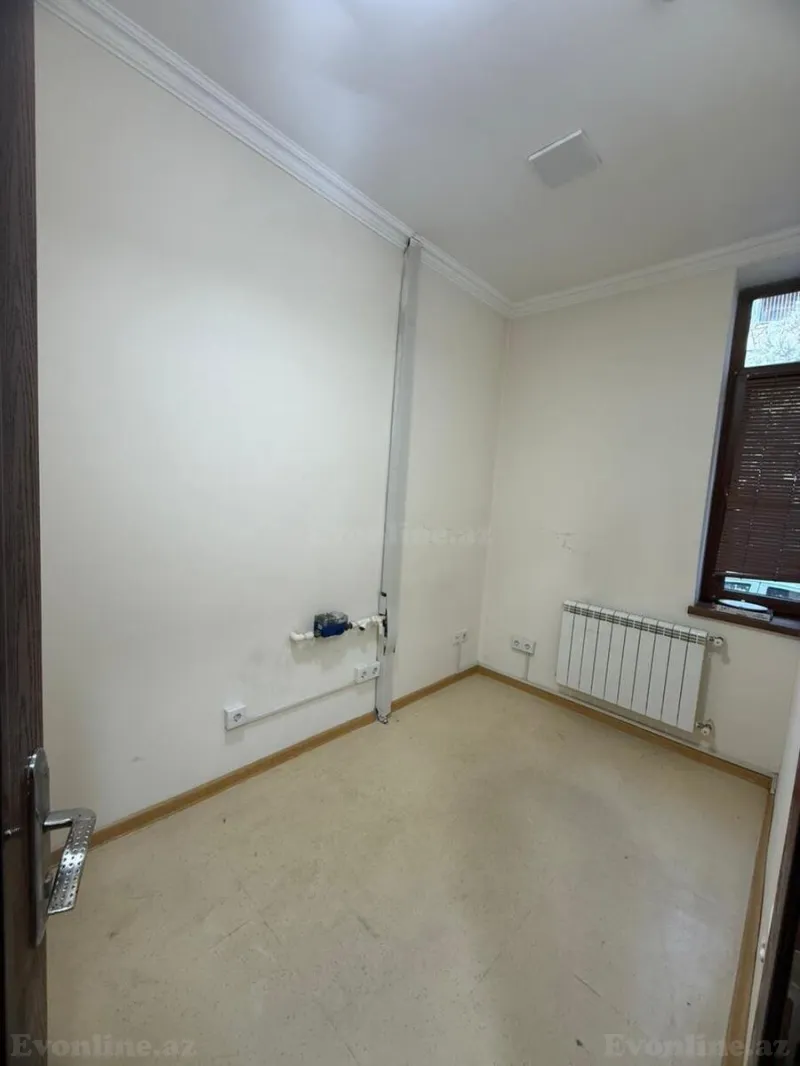 Kirayə verilir 3 otaqlı Mənzil Köhnə tikili 100 m² Nəsimi r. - şəkil 2