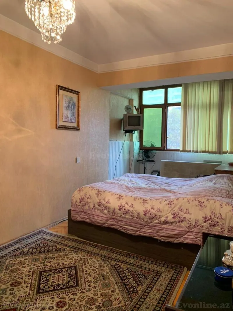 Satılır 3 otaqlı Mənzil Köhnə tikili 80 m² Nəsimi r. - şəkil 3