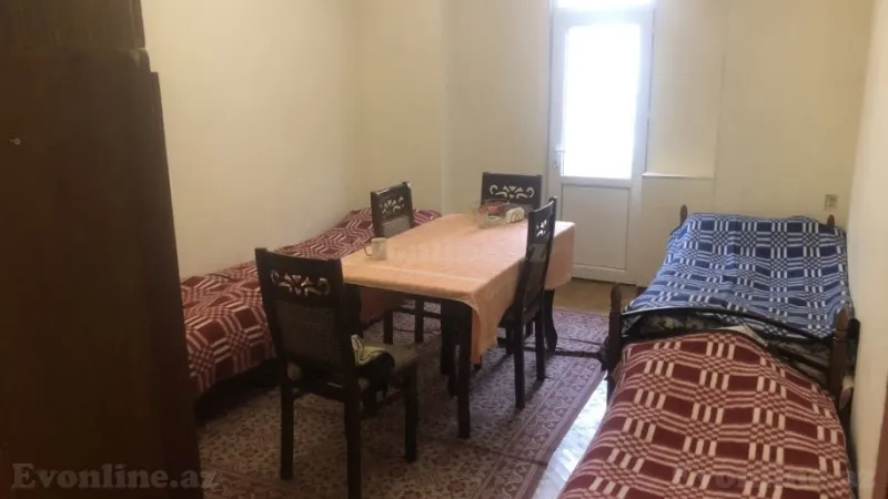 2 otaqlı Mənzil 40 m² 28 May m. Kirayə verilir