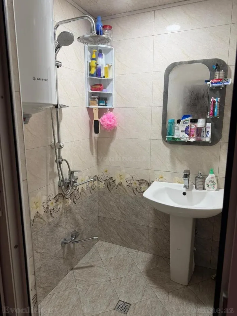 Satılır 2 otaqlı Mənzil Köhnə tikili 55 m² Xalqlar Dostluğu m. - şəkil 7