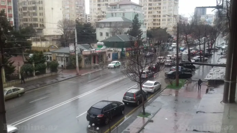 Satılır 5 otaqlı Mənzil Köhnə tikili 116 m² 8-ci mikrorayon - şəkil 4