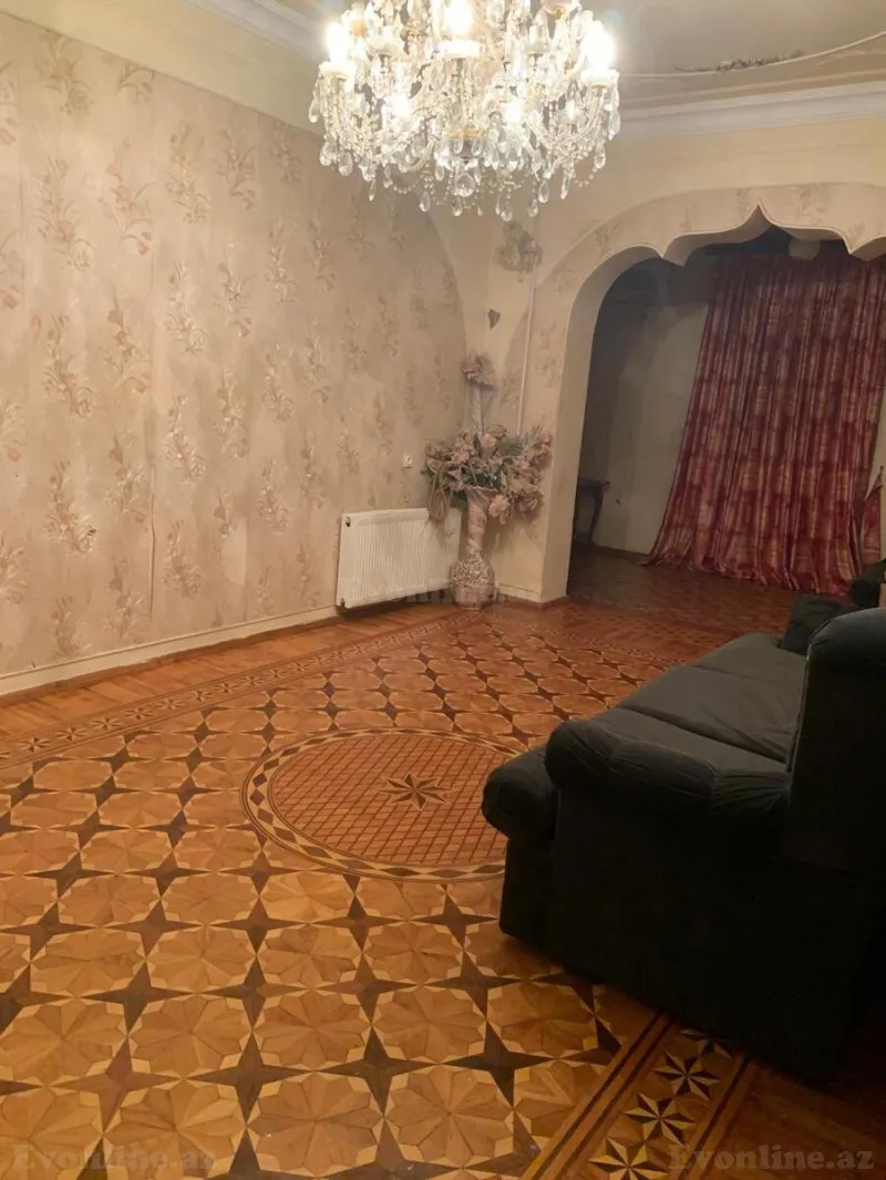 Satılır 5 otaqlı Mənzil Köhnə tikili 116 m² 8-ci mikrorayon - şəkil 13