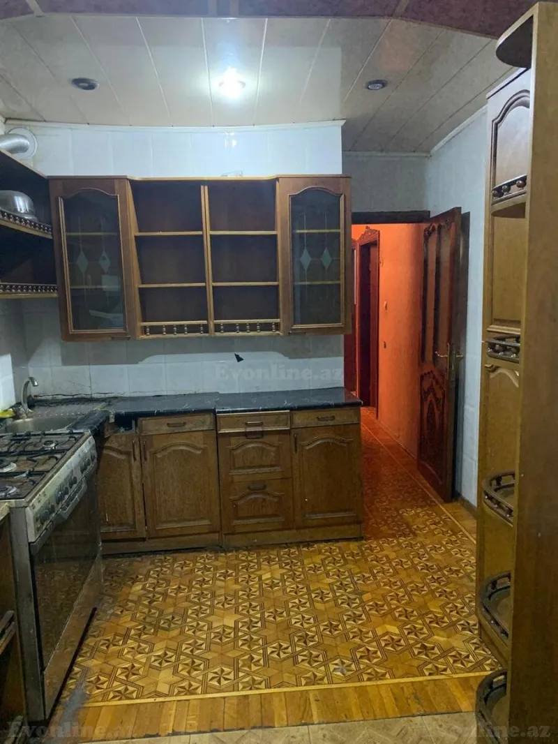 Satılır 5 otaqlı Mənzil Köhnə tikili 116 m² 8-ci mikrorayon - şəkil 24
