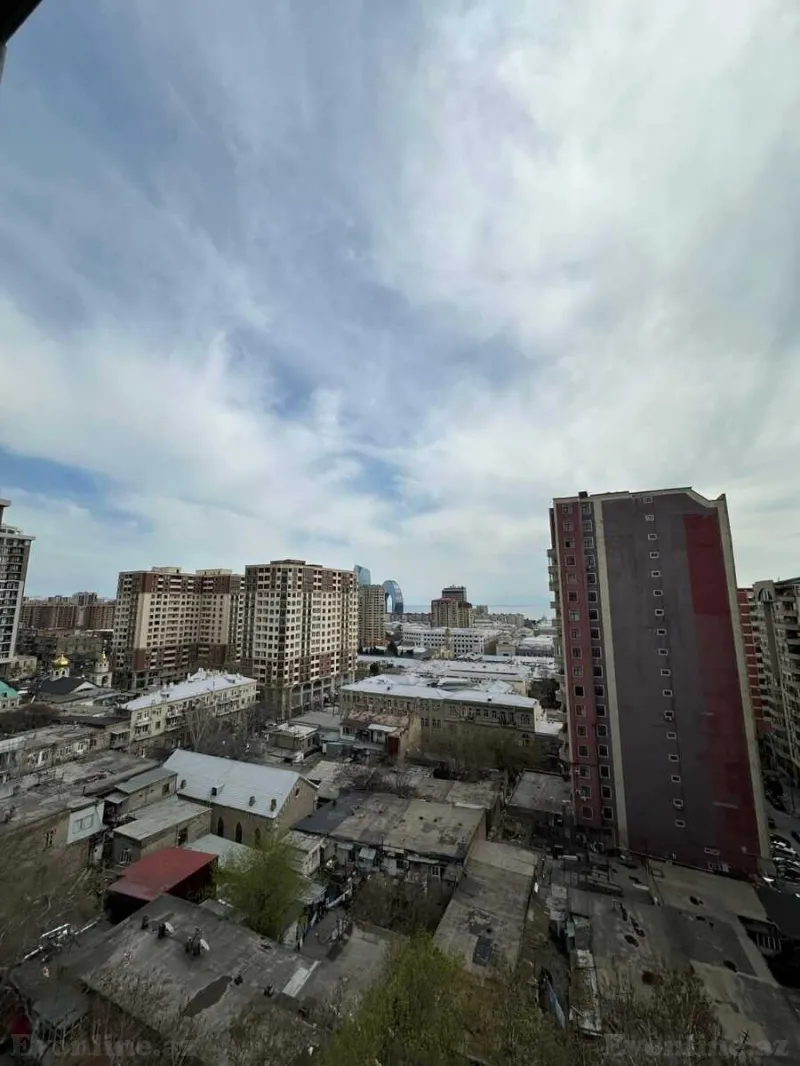 Kirayə verilir 3 otaqlı Mənzil Yeni tikili 135 m² 28 May m. - şəkil 17