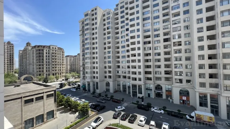 Satılır 3 otaqlı Mənzil Yeni tikili 117 m² Koroğlu m. - şəkil 2