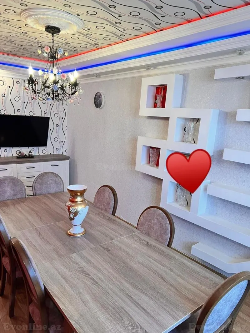 Satılır 5 otaqlı Mənzil Köhnə tikili 120 m² Həzi Aslanov