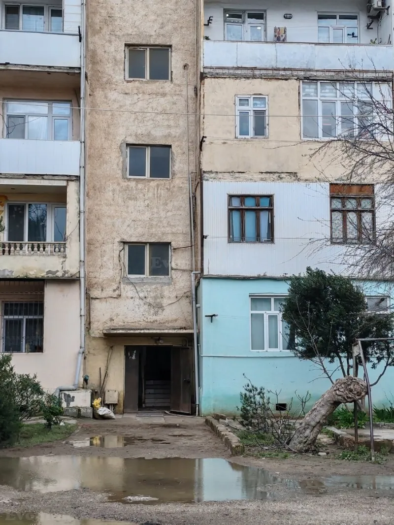 2 otaqlı Mənzil 53 m² Binəqədi Kirayə verilir