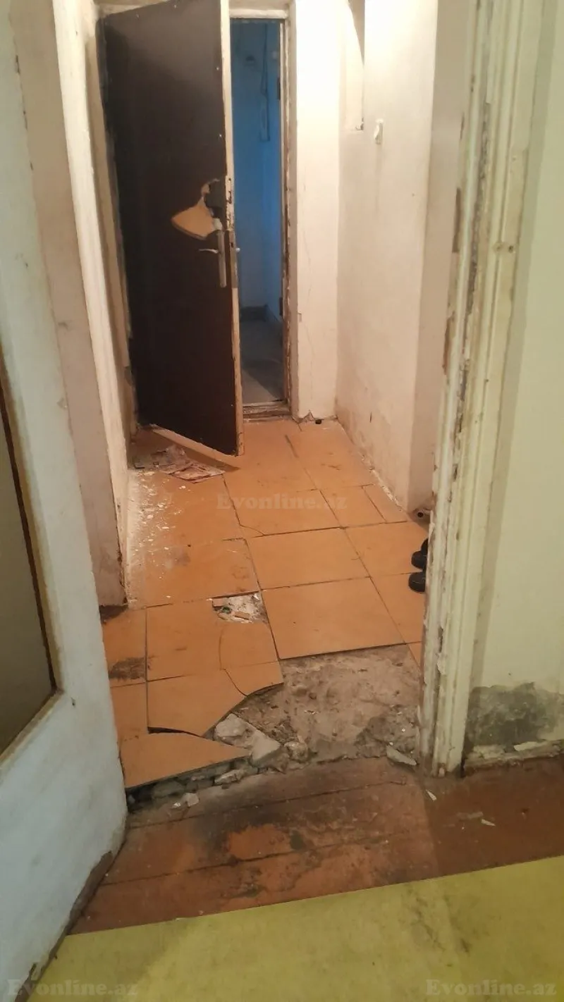 Satılır 2 otaqlı Mənzil Köhnə tikili 50 m² 8-ci kilometr - şəkil 3