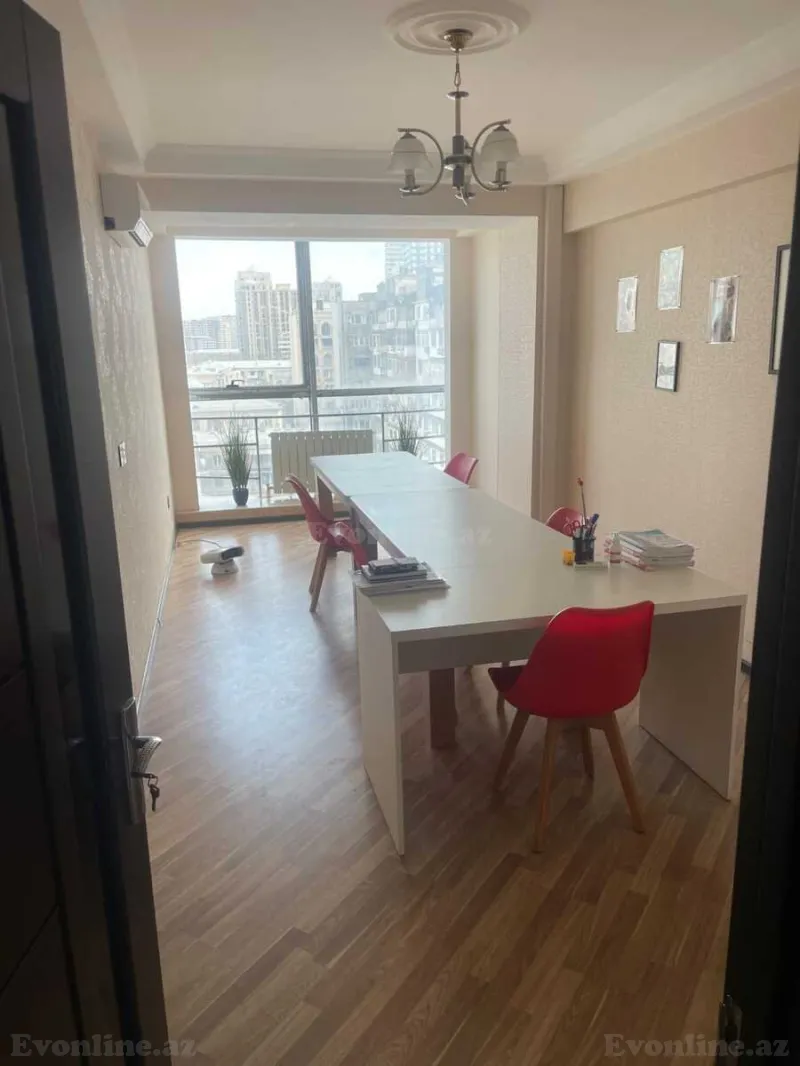 Kirayə verilir Ofis 122 m² 28 May m. - şəkil 3