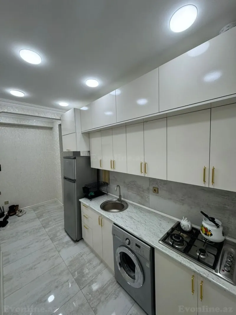 Kirayə verilir 2 otaqlı Mənzil Yeni tikili 50 m² 1-ci mikrorayon - şəkil 2
