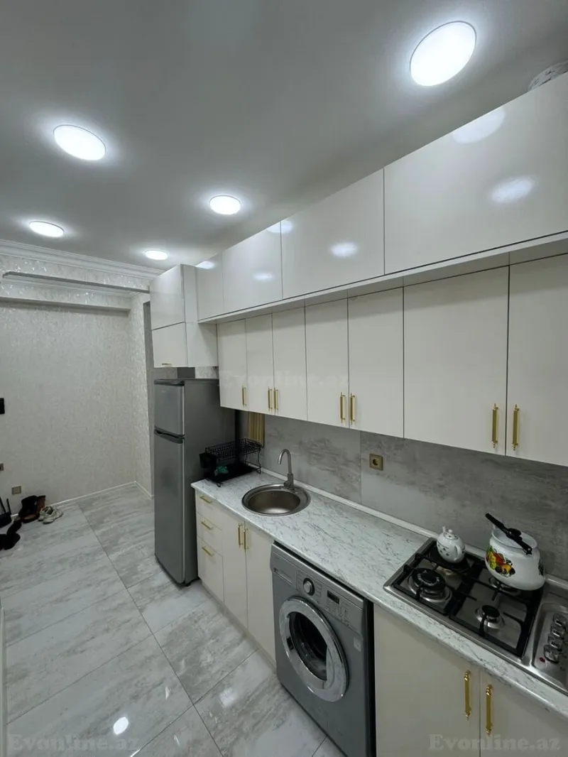 Kirayə verilir 2 otaqlı Mənzil Yeni tikili 50 m² 1-ci mikrorayon - şəkil 3