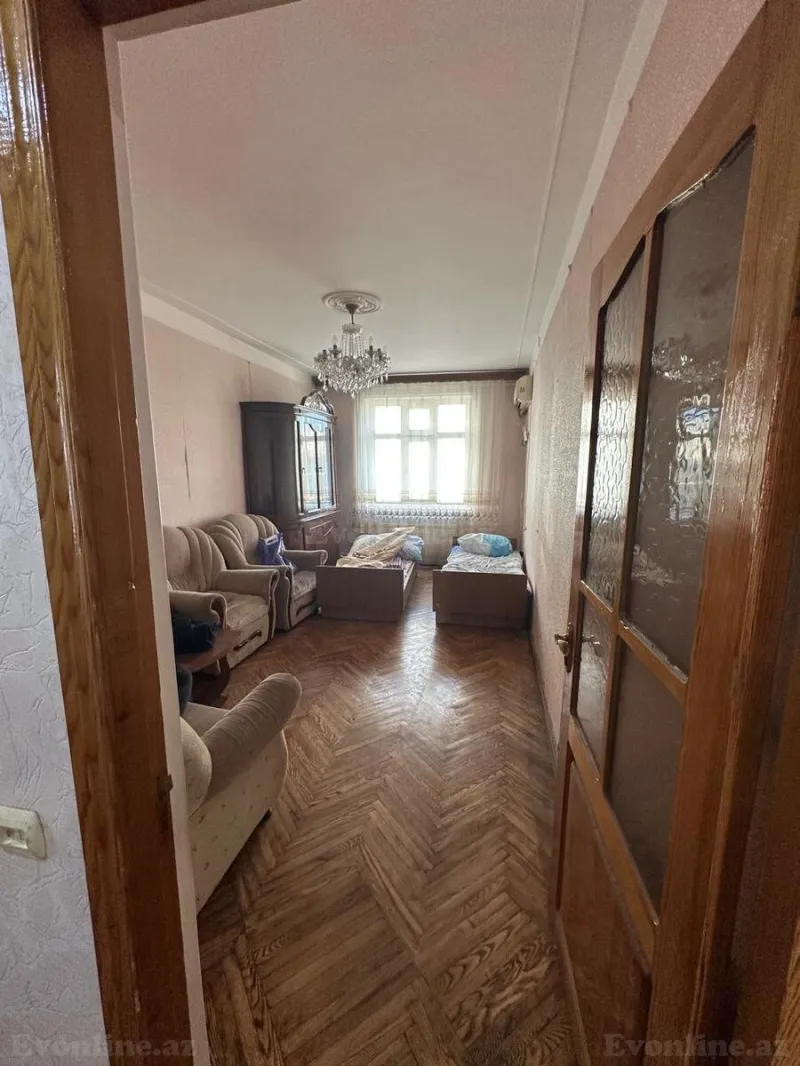 Kirayə verilir 2 otaqlı Mənzil Köhnə tikili 65 m² Həzi Aslanov m. - şəkil 4