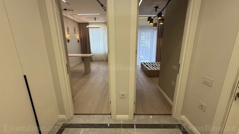 Satılır 2 otaqlı Mənzil Yeni tikili 55 m² Səbail r. - şəkil 12