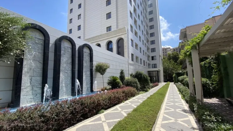 Satılır 2 otaqlı Mənzil Yeni tikili 55 m² Səbail r. - şəkil 27