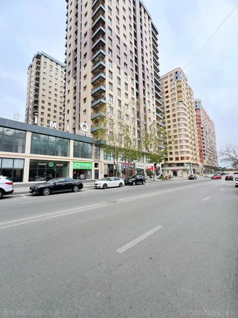 Satılır 4 otaqlı Mənzil Yeni tikili 193 m² Nərimanov r. - şəkil 12
