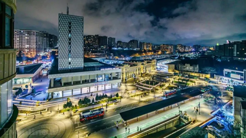 Kirayə verilir 4 otaqlı Mənzil Yeni tikili 140 m² 28 May m. - şəkil 3