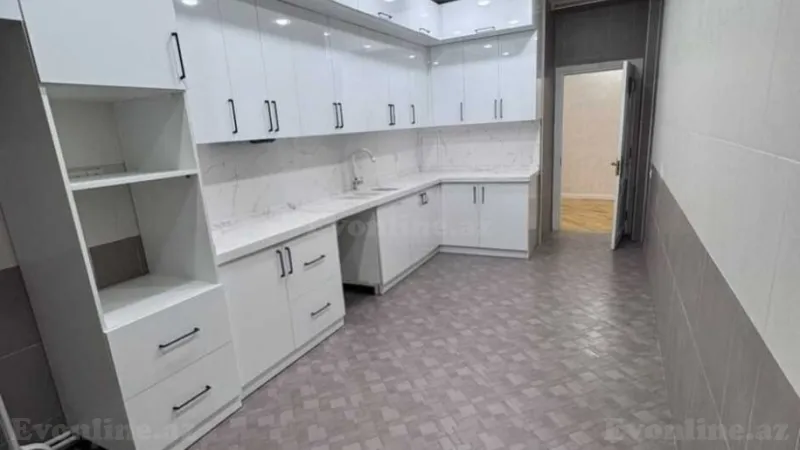 Satılır 4 otaqlı Mənzil Yeni tikili 160 m² İnşaatçılar m. - şəkil 9