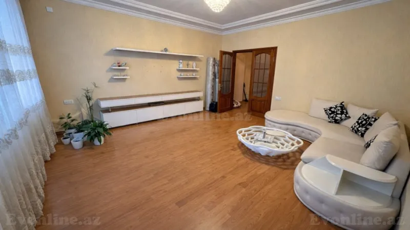 3 otaqlı Mənzil 115 m² Gənclik m. Satılır