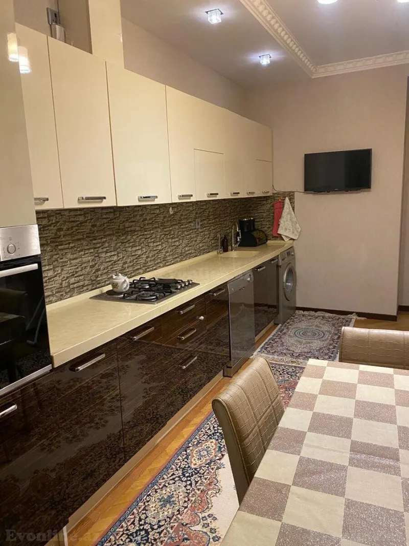 Satılır 2 otaqlı Mənzil Yeni tikili 117 m² 28 May m. - şəkil 10