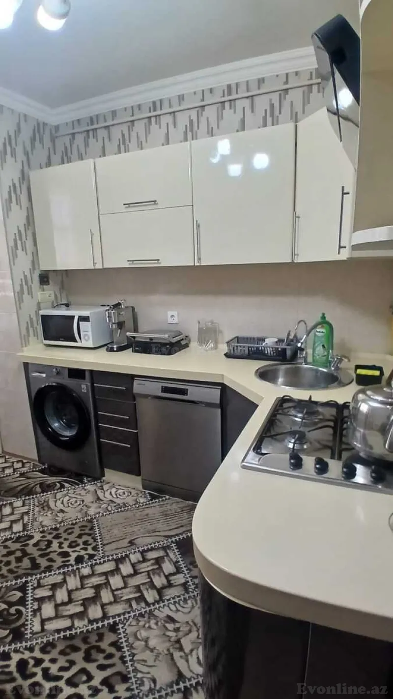 Satılır 3 otaqlı Mənzil Köhnə tikili 75 m² Yasamal r. - şəkil 10