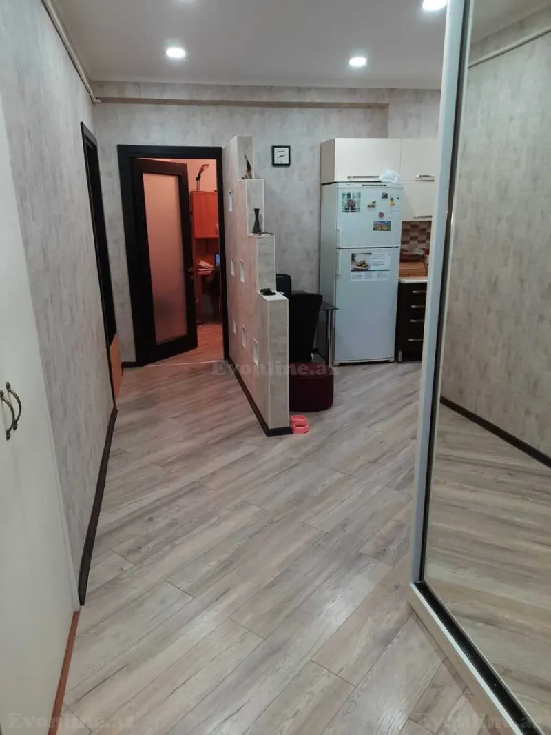 Satılır 4 otaqlı Mənzil Köhnə tikili 125 m² Nəsimi r. - şəkil 2