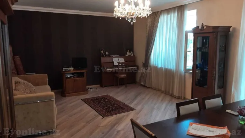 Satılır 4 otaqlı Mənzil Köhnə tikili 125 m² Nəsimi r. - şəkil 16