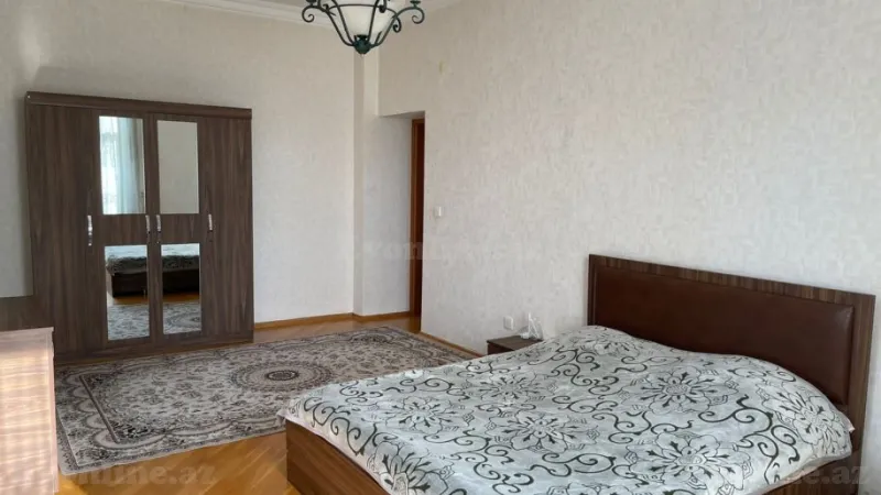 Satılır 4 otaqlı Mənzil Köhnə tikili 125 m² Nəsimi r. - şəkil 28