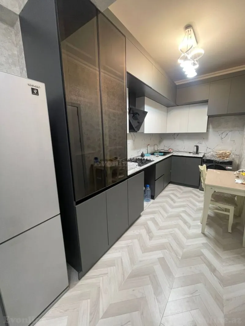 Satılır 3 otaqlı Mənzil Yeni tikili 100 m² 28 May m. - şəkil 4