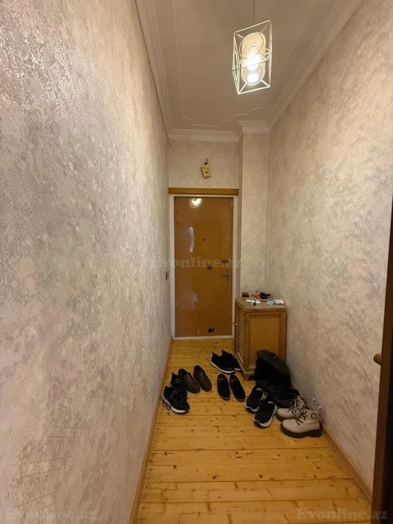 Satılır 2 otaqlı Mənzil Köhnə tikili 45 m² 6-cı mikrorayon - şəkil 8