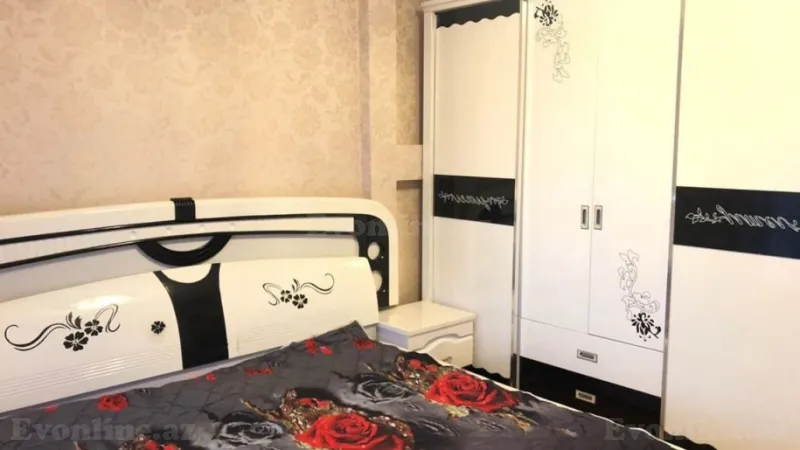 Kirayə verilir 2 otaqlı Mənzil Köhnə tikili 70 m² 28 May m.