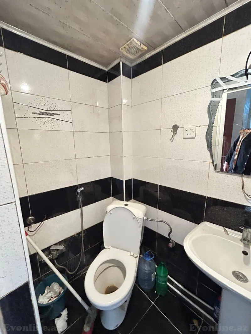 Satılır 4 otaqlı Mənzil Köhnə tikili 100 m² Elmlər Akademiyası m. - şəkil 11