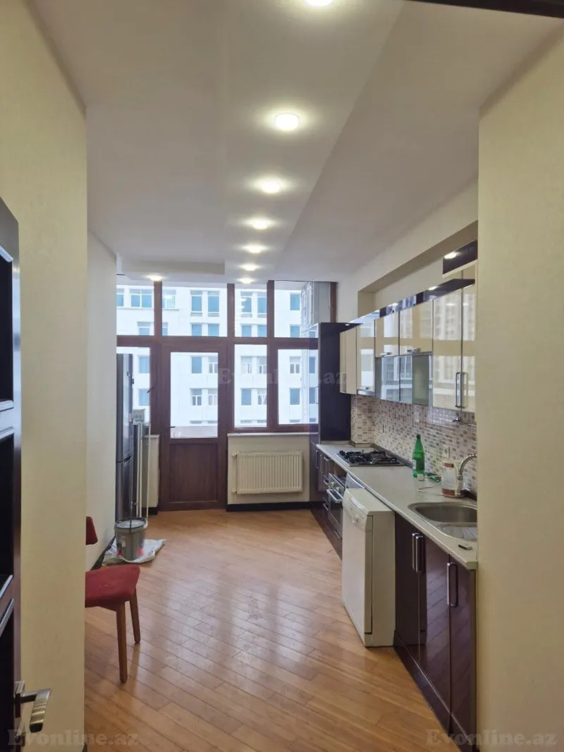 Kirayə verilir 3 otaqlı Mənzil Yeni tikili 120 m² Xətai m. - şəkil 5