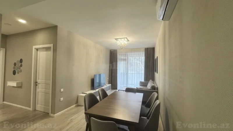 3 otaqlı Mənzil 83 m² Xətai r. Satılır