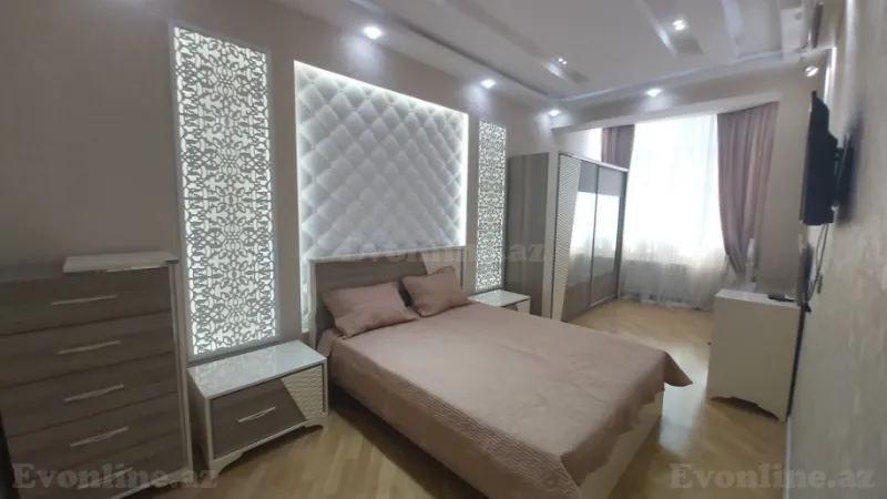 3 otaqlı Mənzil 120 m² Nizami m. Kirayə verilir