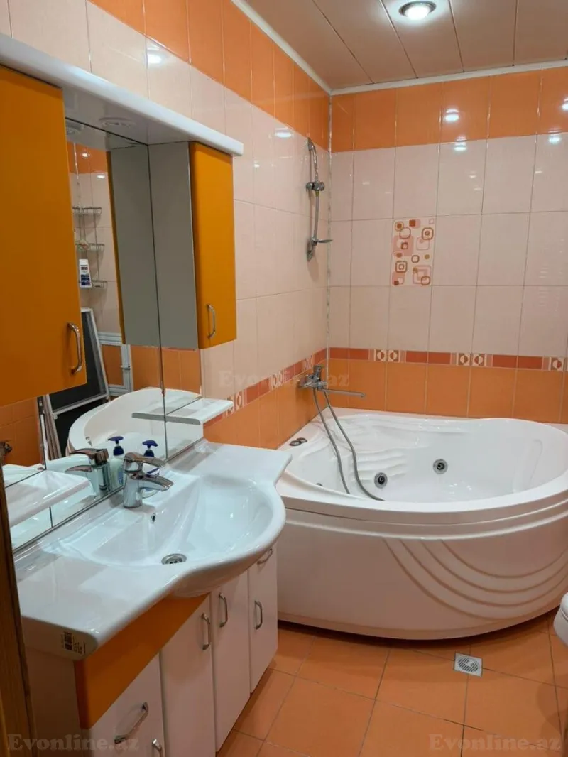 Kirayə verilir 3 otaqlı Mənzil Yeni tikili 140 m² Nəsimi r. - şəkil 8