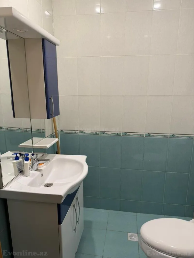 Kirayə verilir 3 otaqlı Mənzil Yeni tikili 140 m² Nəsimi r. - şəkil 9