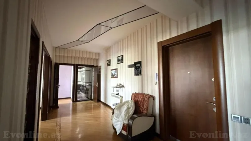 Satılır 2 otaqlı Mənzil Yeni tikili 120 m² Səbail r. - şəkil 2