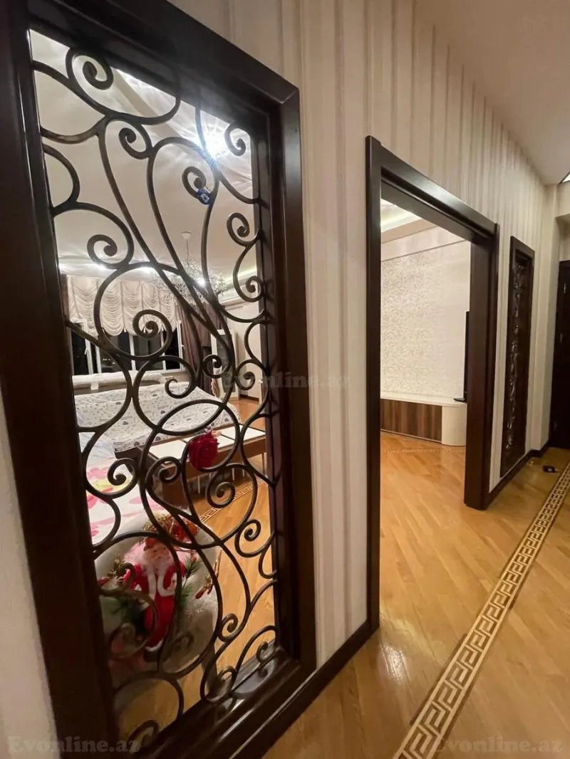 Satılır 2 otaqlı Mənzil Yeni tikili 120 m² Səbail r. - şəkil 5