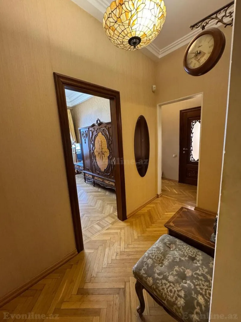 Satılır 2 otaqlı Mənzil Köhnə tikili 55 m² Bayıl - şəkil 3