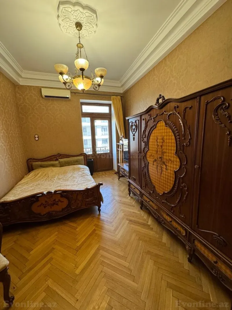 Satılır 2 otaqlı Mənzil Köhnə tikili 55 m² Bayıl - şəkil 4