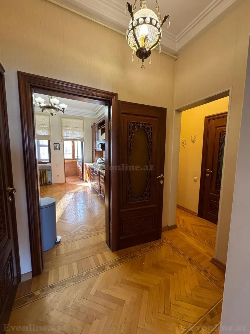 Satılır 2 otaqlı Mənzil Köhnə tikili 55 m² Bayıl - şəkil 9