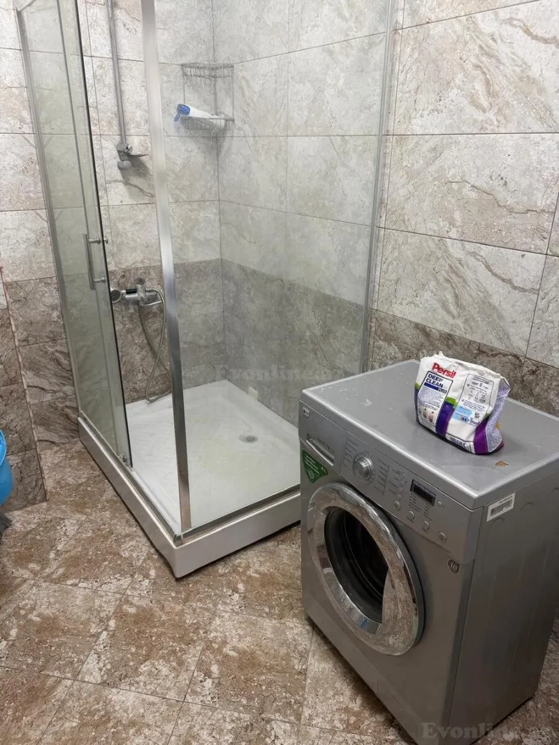Kirayə verilir 3 otaqlı Mənzil Yeni tikili 80 m² Gənclik m. - şəkil 5