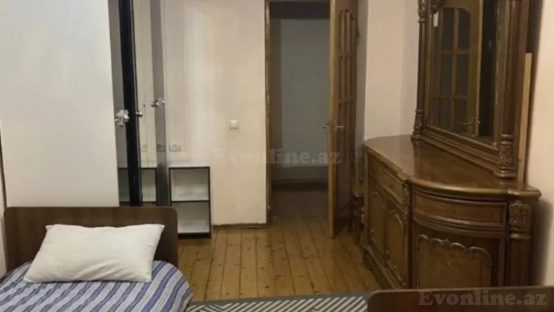 Satılır 3 otaqlı Mənzil Köhnə tikili 64 m² Nəriman Nərimanov m. - şəkil 2