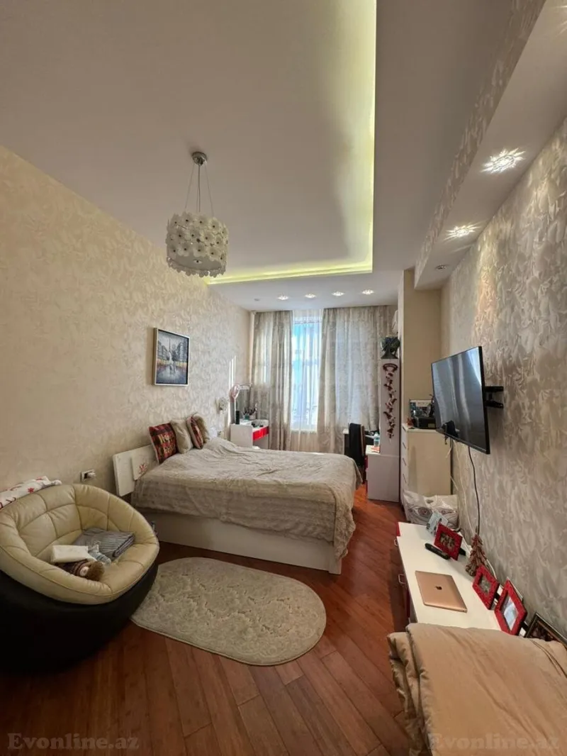 Satılır 7 otaqlı Mənzil Yeni tikili 370 m² Nizami m. - şəkil 10