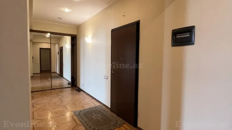 Satılır 3 otaqlı Mənzil Yeni tikili 150 m² Elmlər Akademiyası m. - şəkil 3