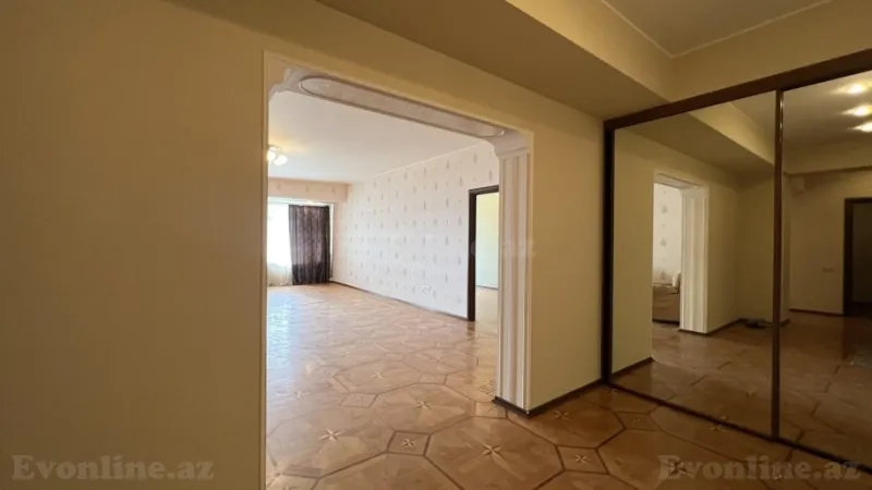 Satılır 3 otaqlı Mənzil Yeni tikili 150 m² Elmlər Akademiyası m. - şəkil 4
